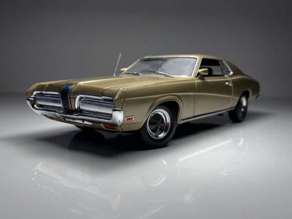 1/18 ウェリー 1970 マーキュリー クーガー XR7 金 1970 Mercury Cougar XR7 Dourado - Welly Escala 1/18 mi