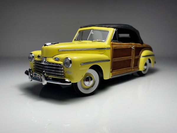 1957 Chevrolet Nomad Laranja - Road Tough Escala 1/18