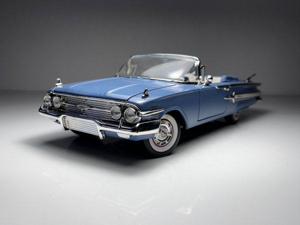 1960 Chevrolet Impala ミニカー ブルー 1960 Chevrolet Impala Azul - Sem Marca Escala 1/18 min