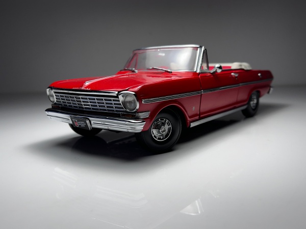 1957 Chevrolet Nomad Laranja - Road Tough Escala 1/18