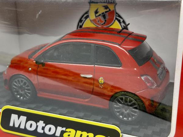 Miniatura Fiat 500 Abarth Tributo Ferrari 695, Escala 1:43