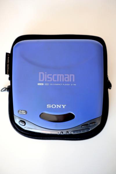 Discman SONY CD Compact Player D-145. Antigo/Vintage. Bem