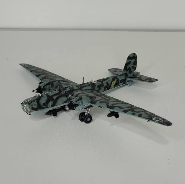 Avion Die-cast Motor City Classics Ilyushin Il-10 'Beast' - Échelle 1:72, Forces Aériennes Soviétiques, Neuf