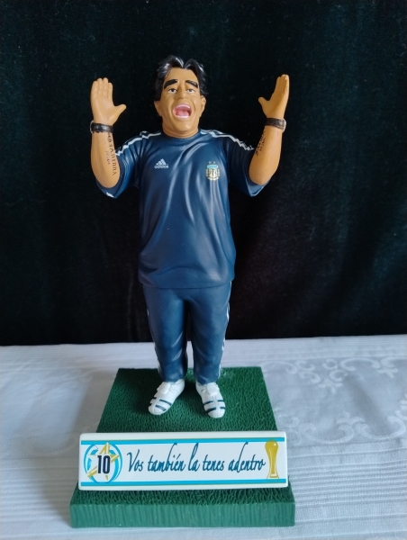 Figura Oficial Diego Maradona Copa Mundo 2010 todo articulado