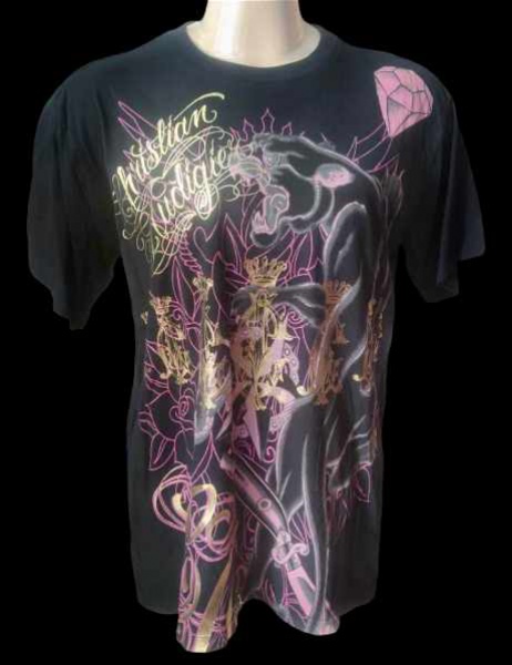 Camiseta CHRISTIAN AUDIGIER preta com dizeres e desen