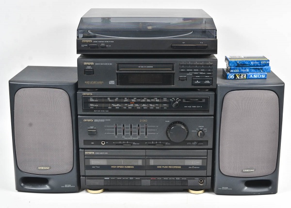 Aparelho de som da marca AIWA modelo: Z-540 completo co