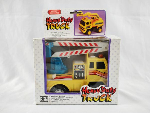 BRINQUEDO - CAMINHÃO HEAVY DUTY TRUCK - FUNCIONANDO - C