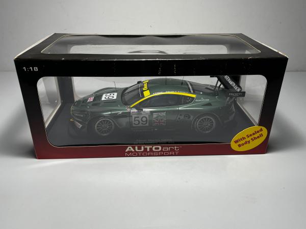 Aston Martin DBR9 Le Mans 2005 #59 - Autoart *Possui ca
