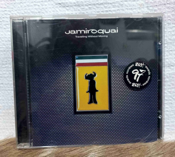 JAMIROQUAI-TRAVELLING WITHOUT MOVING-CD ORIGINAL, bem conservado.