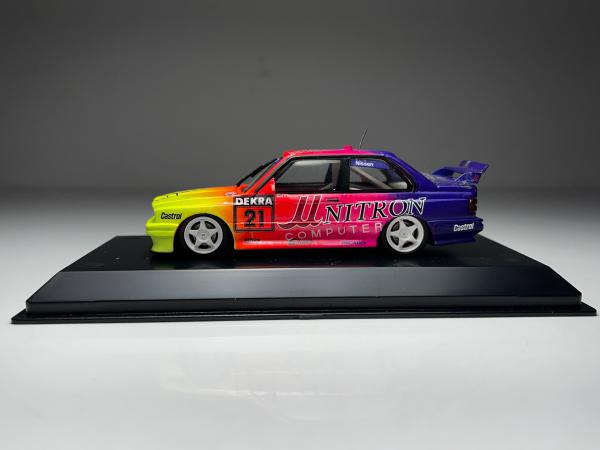 BMW M3 Sport Evolution #21 Amarela / Rosa / Azul - Mini