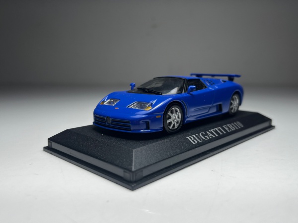 Bugatti EB110 Azul - Ixo Escala 1/43 miniatura em metal