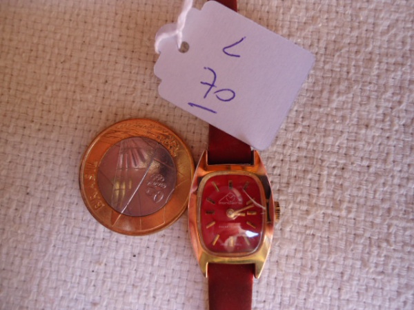 relogio mondaine feminino antigo