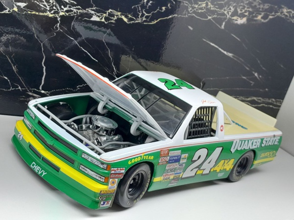 Miniatura Pick Up Nascar, Escala 1:18, Marca ERTL