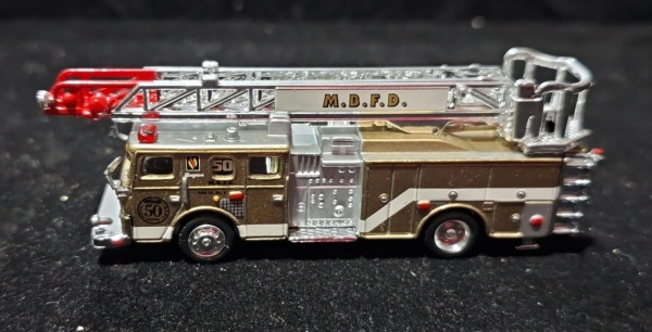 Matchbox MB S/N SEAGRAVE MEANSTICK Mint 2001 (+23anos) RA