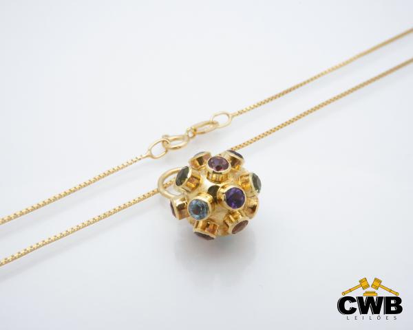 Colar Ouro Amarelo 18K, 45cm de comprimento, Pingente M