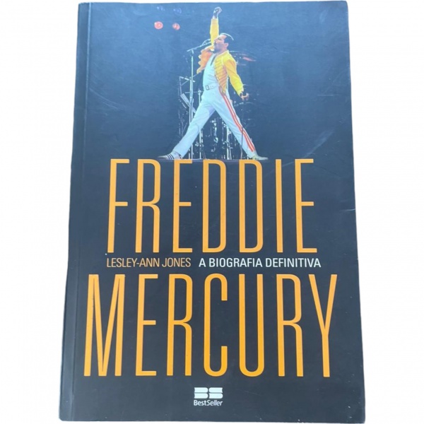 Freddie Mercury: A biografia definitiva (2013) de Lesle