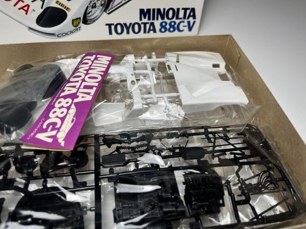 Toyota 88C-V Minolta #36 Plástico - Tamiya Escala 1/24