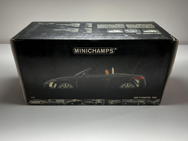 2006 Audi TT Roadster Preto - Minichamps *Possui caixa