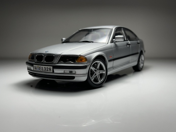 BMW 328i Prata Welly Escala 1/18 miniatura em metal d