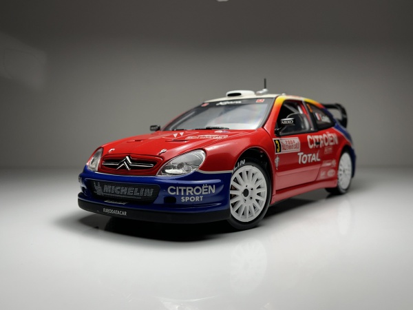 Citroen Xsara WRC Vermelho, Azul e Branco #3 - Solido