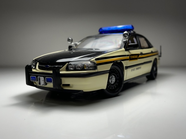 2000 Chevrolet Impala Bege / Preto Policia - Maisto Esc