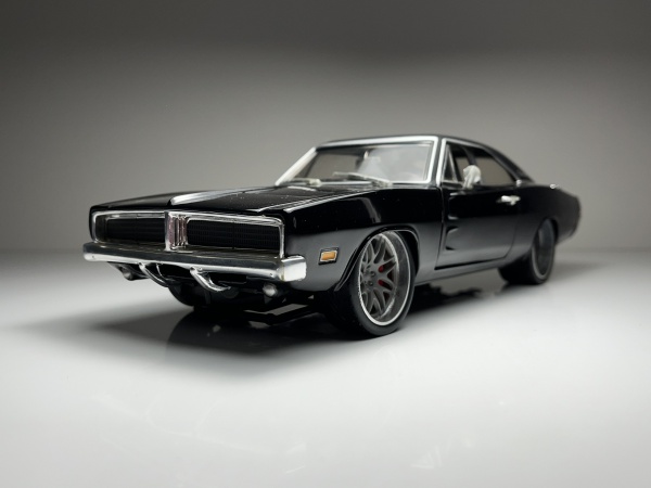 1969 Dodge Charger Preto - Hotwheels Escala 1/18 miniat