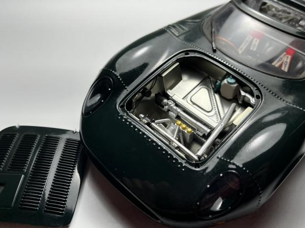 Jaguar XJ 13 Verde - Autoart Escala 1/18 miniatura em m