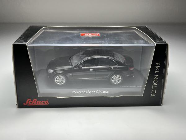 Mercedes Benz C Klasse Preto - Schuco Escala 1/43 minia
