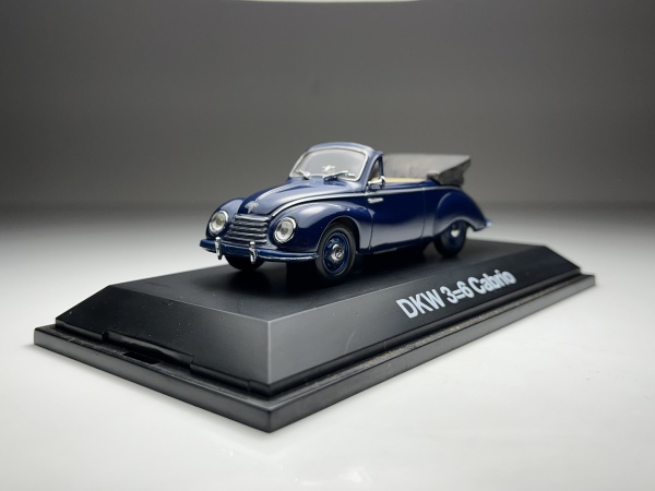 Schuco 1/43 - DKW 3=6 F91 Bleue