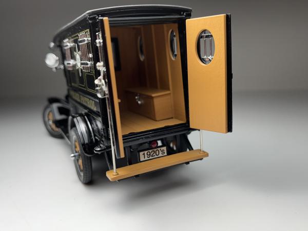 502-122 MK 1/43 フォード レンジャー PADDY WAGON 502-122 MK 1/43 フォード レンジャー PADDY WAGON 502-122 MK 1/43