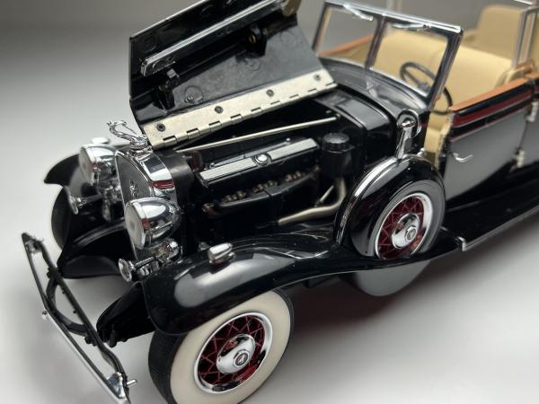 1932 CADILLAC `ELIOT NESS` – V16 PHAETON PRETO - FRANKL
