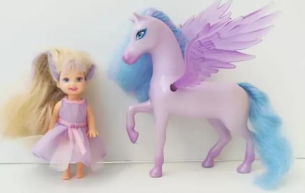 Barbie Magia De Pegaso Kelly BARBIE MAGIA DE ALADUS KELLY