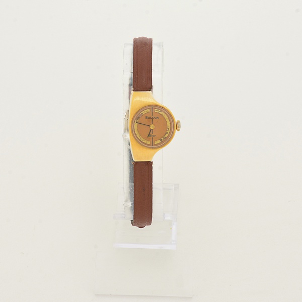 Bulova/Dior Vintage - Relógio Feminino Com Caixa Diferenciada em