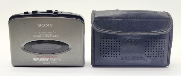 SONY - WALKMAN - Antigo aparelho de radiocassete, marca: Sony