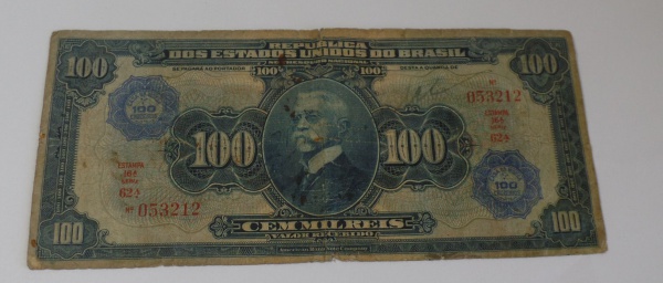 Cédula do Brasil- 100 Mil Réis 1942- 16ª estampa com carimbo Rosácea de 100 Cruzeiros- C006