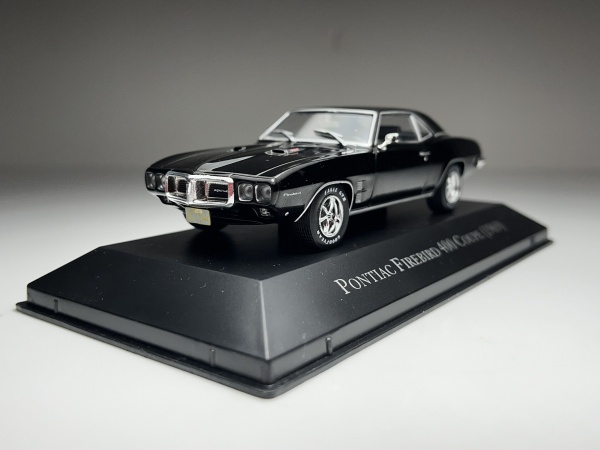 1969 Pontiac GTO `The Judge` Vermelho - Ixo Escala 1/43