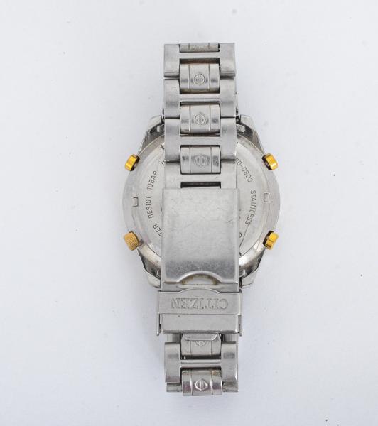 CITIZEN -VINTAGEN - Referência C080 - WORLD TIME - Relógio em