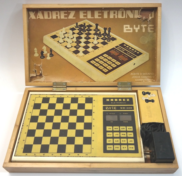 XADREZ ELETRÔNICO