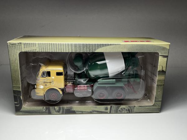 Mercedes-Benz LP-1520 Bege / Verde - Ixo Escala 1/43 mi