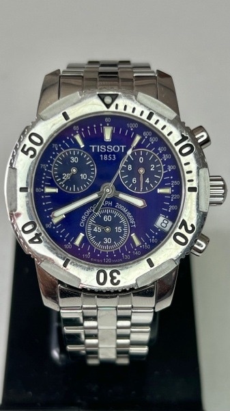 Tissot 1853 - Relógio suíço de pulso quartz cronógrafo com