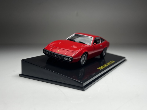 中古品 希少！1/43 AMR フェラーリ 365GTC/4 レッド Ferrari 365 GTC/4 Vermelho - Ixo Escala 1/43 miniatura