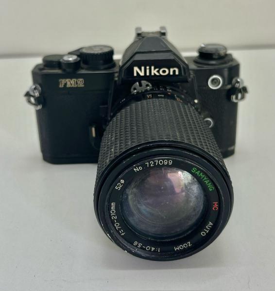 Nikon FM2 - Antiga câmera fotográfica analógica Single-Lens Reflex