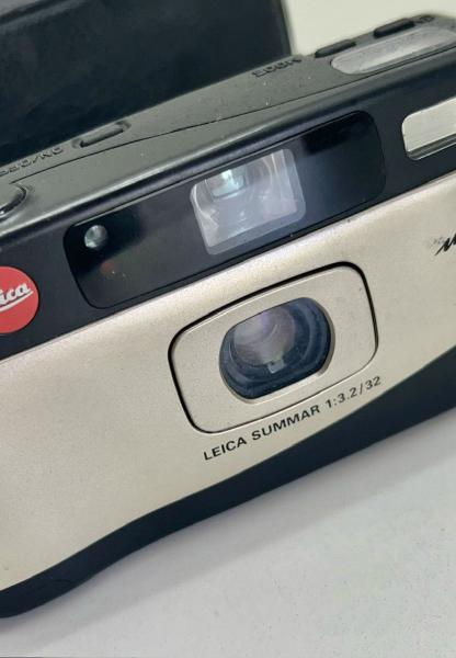 Leica Mini 3 - Antiga câmera fotográfica analógica compacta