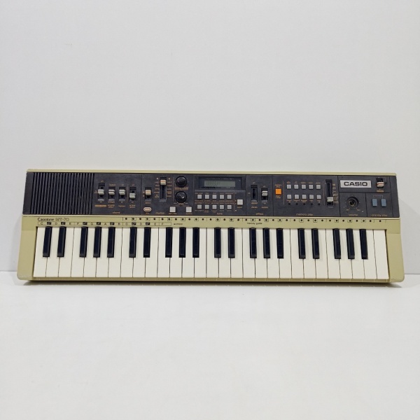 Teclado Musical, Marca Casio, Modelo Casiotone MT-70, s