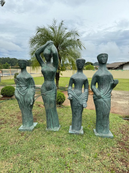 Joias . Alfredo Ceschiatti - "As Quatro Estações", escultura em bronze, ...