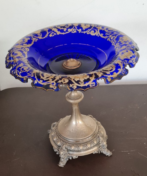 Joias . Fruteira / centro de mesa em prata de lei e fino cristal com arabescos em ouro
