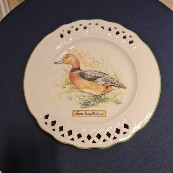 Joias . Tiffany prato em porcelana numerada  10 / 2.000 representando Pato da famosa ...