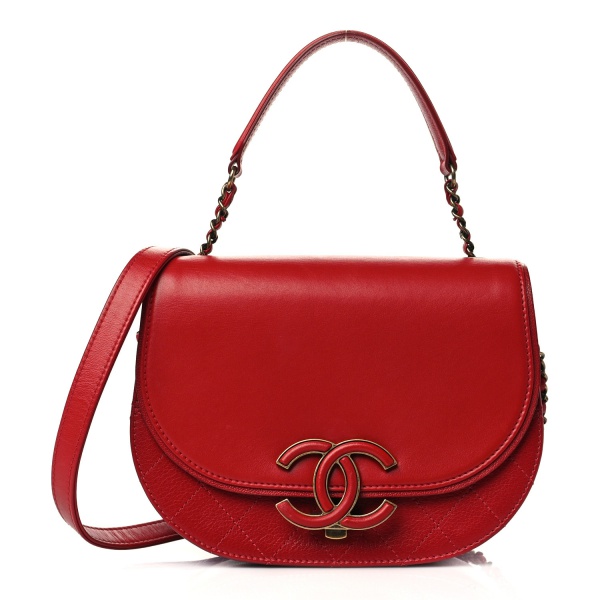 Bolsas . Autêntica Bolsa Chanel CC vermelha, NOVA, sem uso e com dust bag.