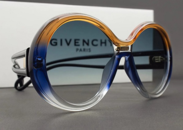 Joias . Autêntico Óculos Givenchy NOVO com case.