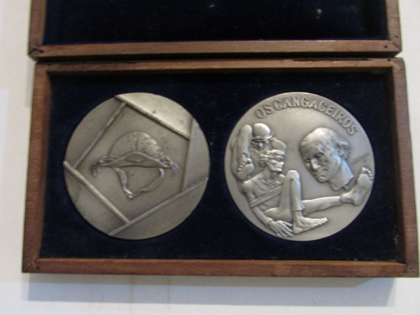 MEDALHAS DE PRATA 294,70 GR ,ANTIGAS SÉRIE OS CANGACEIROS